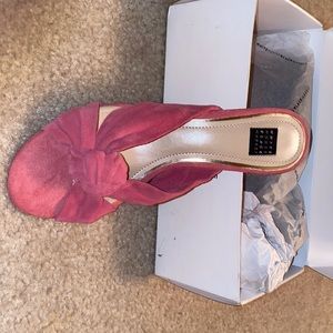 Brand New With the Box Coral Mules size 7.5
